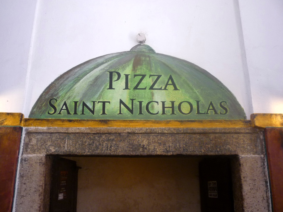 Pizza Saint Nicholas w Pradze