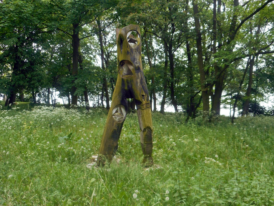 Jezioro Jelonek i Aleja Rzeźb w Gnieźnie
