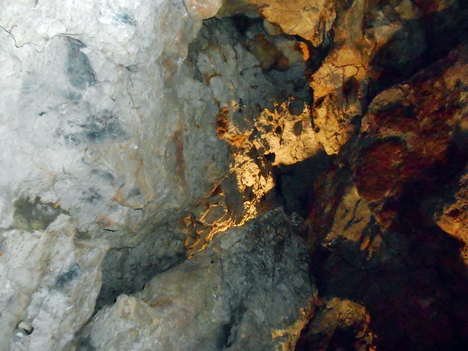 Jaskinie na Kadzielni w Kielcach