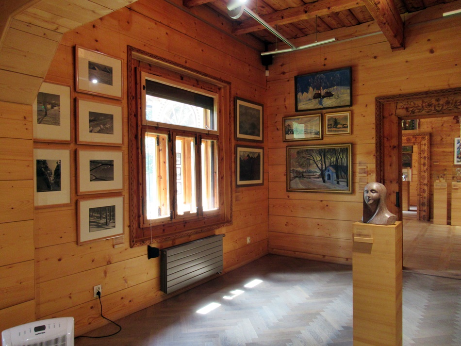 Galeria Sztuki XX wieku w willi Oksza w Zakopanem