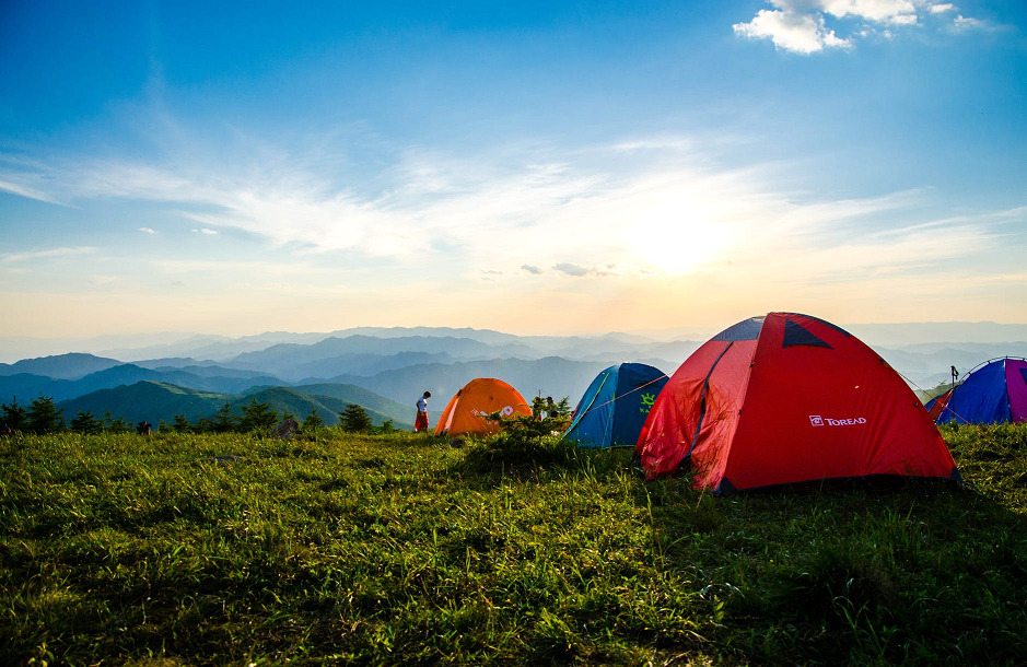 Jak wybrać dobry namiot?