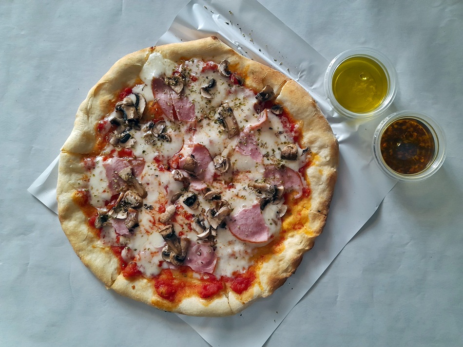 Momo Pasta i Pizza w Trzemesznie